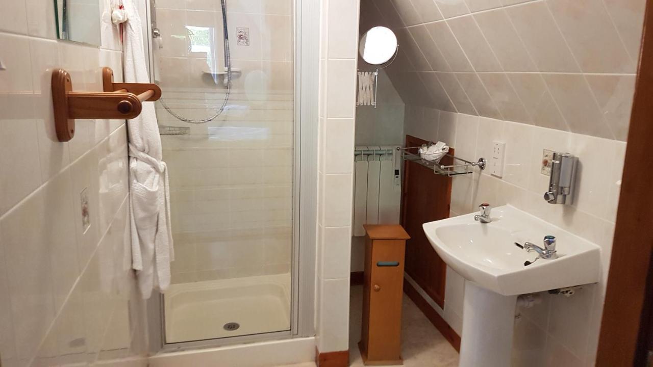 Lochview Guest House اولابول المظهر الخارجي الصورة